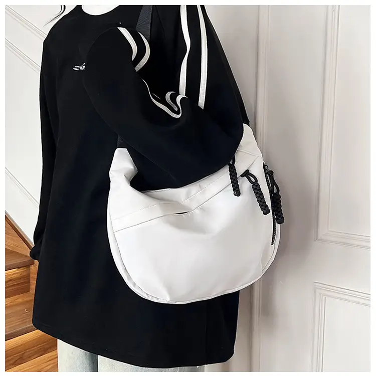 Women's Messenger Bag Red Black White Large Capacity — feature 5