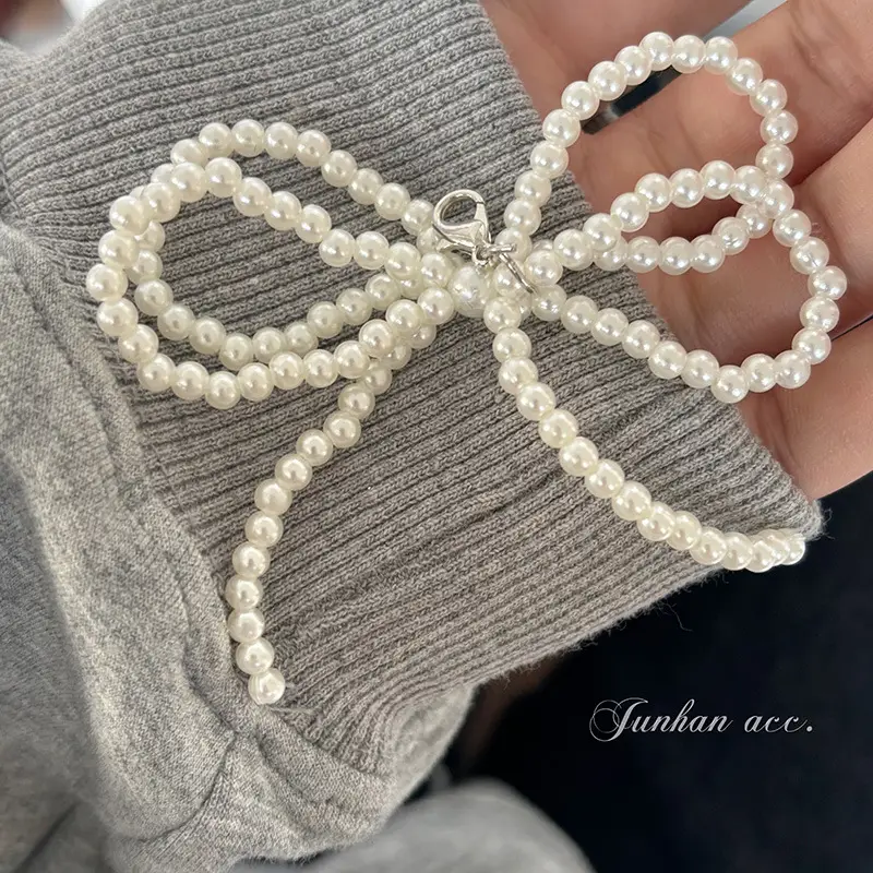 Pearl Bow Necklace for Women Elegant Hair Accessory - Image 6