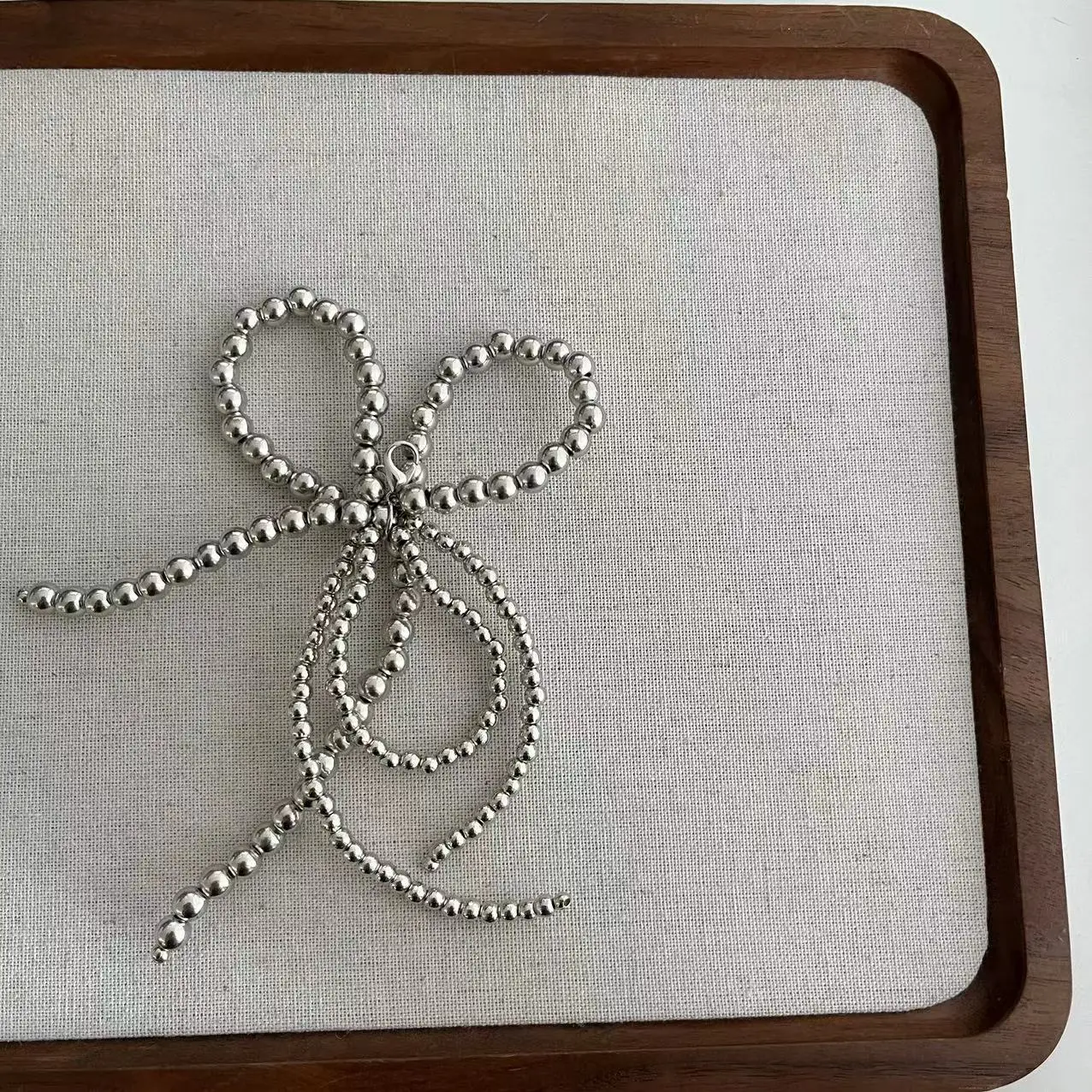 Pearl Bow Necklace for Women Elegant Hair Accessory - Image 2