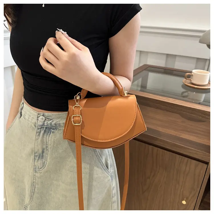 Women's Fan-Shaped White Shoulder Crossbody Bag — feature 12