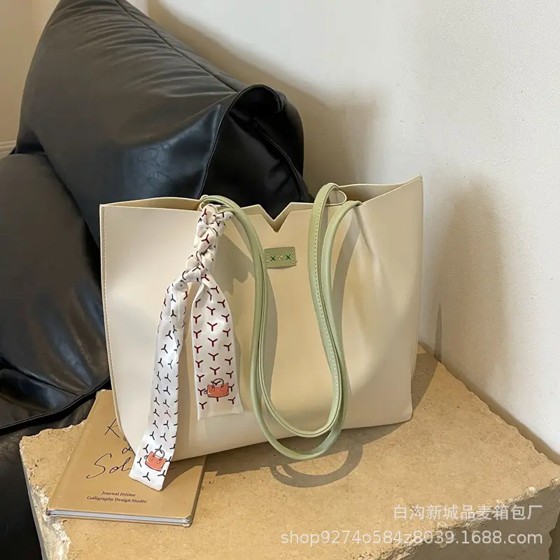 Women's Cross-Border Tote Bag Beige Gold Handle 2026 - Image 3