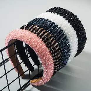 Crystal Baroque Hair Band with Green Gemstone — feature 7