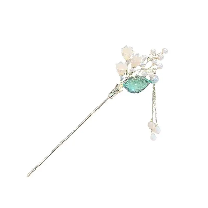 Chinese Hairpin with Flower & Pearl Design - Image 38