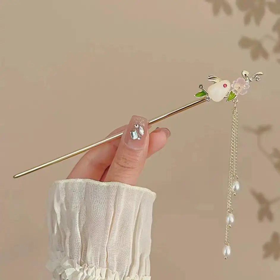 Chinese Hairpin with Flower & Pearl Design - Image 22