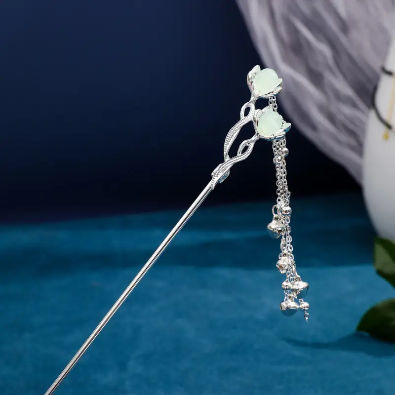 Chinese Hairpin with Flower & Pearl Design - Image 27