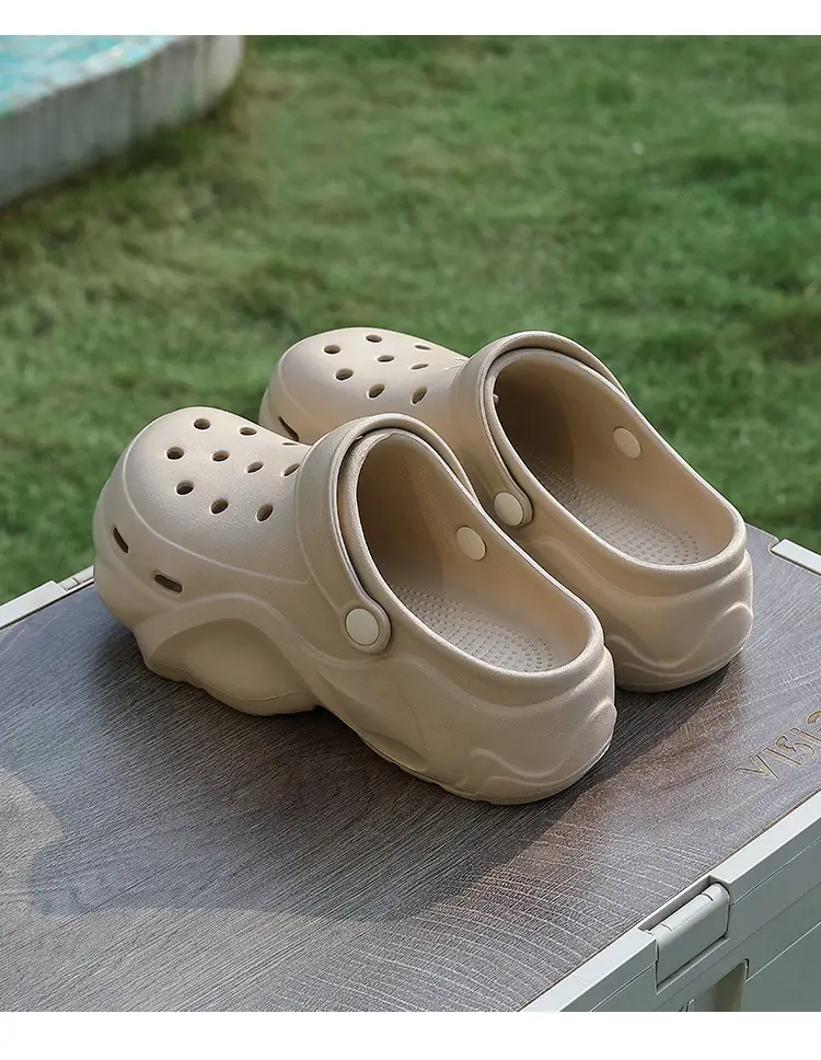 Women's Chao Soft Beige Clogs 2024 Summer — feature 23
