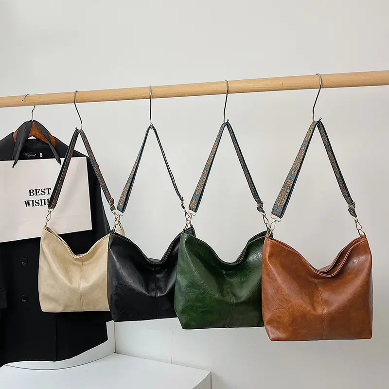 Large Capacity Vintage Wide Strap Shoulder Crossbody Bag - Image 6