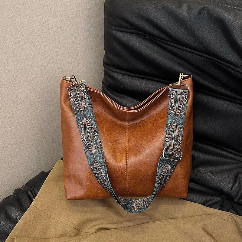 Large Capacity Vintage Wide Strap Shoulder Crossbody Bag - Image 7