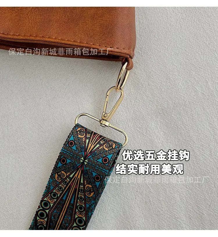 Large Capacity Vintage Wide Strap Shoulder Crossbody Bag — feature 6