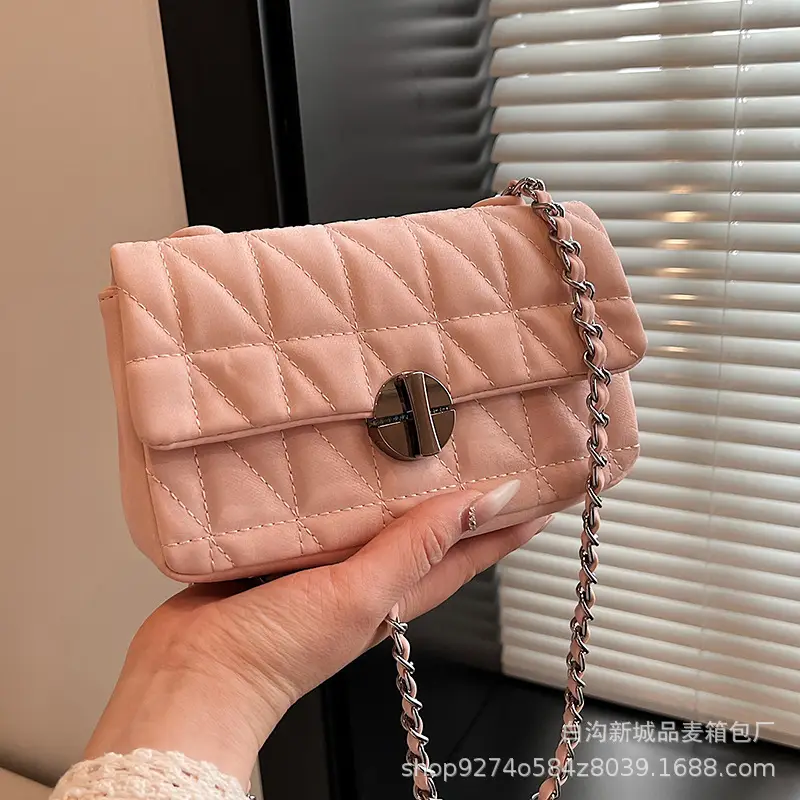 Quilted Chain Shoulder Bag for Women 2026 - Image 6
