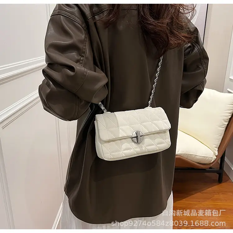 Quilted Chain Shoulder Bag for Women 2026 — feature 22