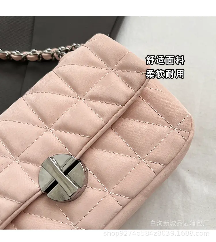 Quilted Chain Shoulder Bag for Women 2026 — feature 4