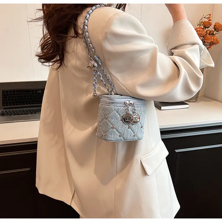Light Blue Quilted Chain Shoulder Bag with Crossbody Compartment — feature 24
