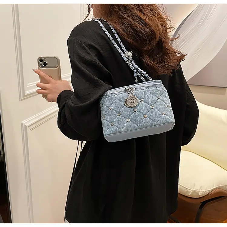 Light Blue Quilted Chain Shoulder Bag with Crossbody Compartment — feature 27