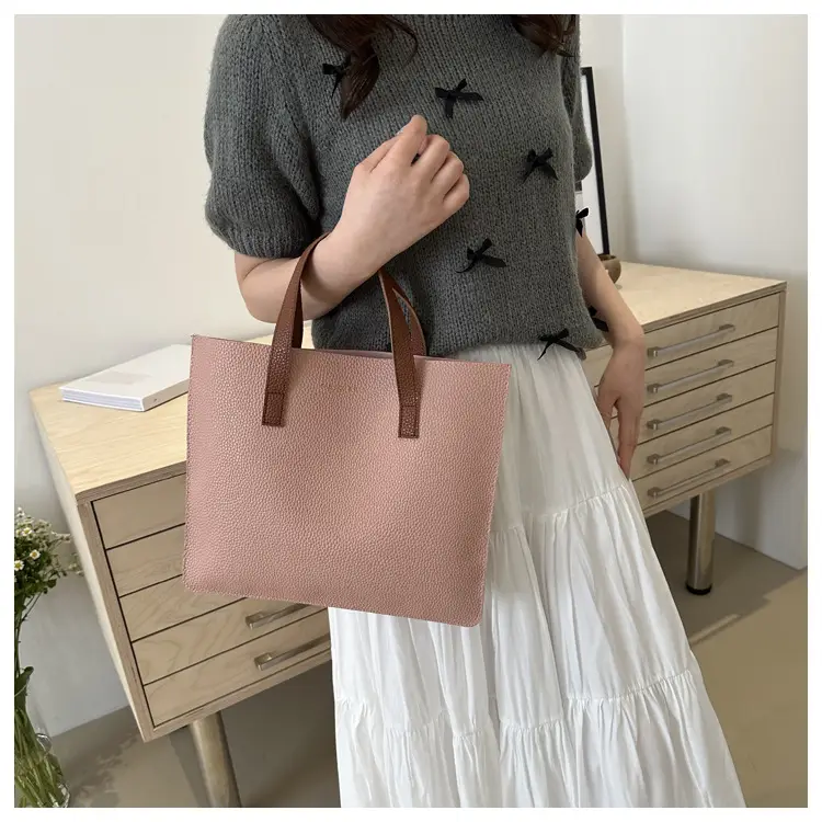 Black Leather Shoulder Bag with Brown Handles — feature 20