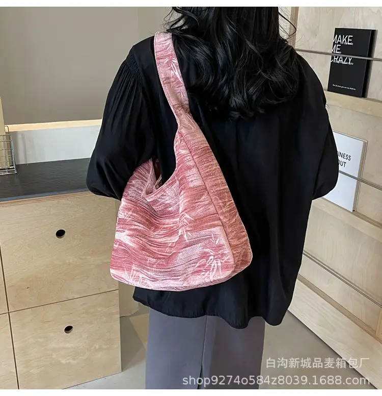 Large Capacity Fashionable Women's Bag 2026 New Trendy Casual Shoulder Underarm Bag Internet Celebrity Hot Style Tote Large Bag — feature 21