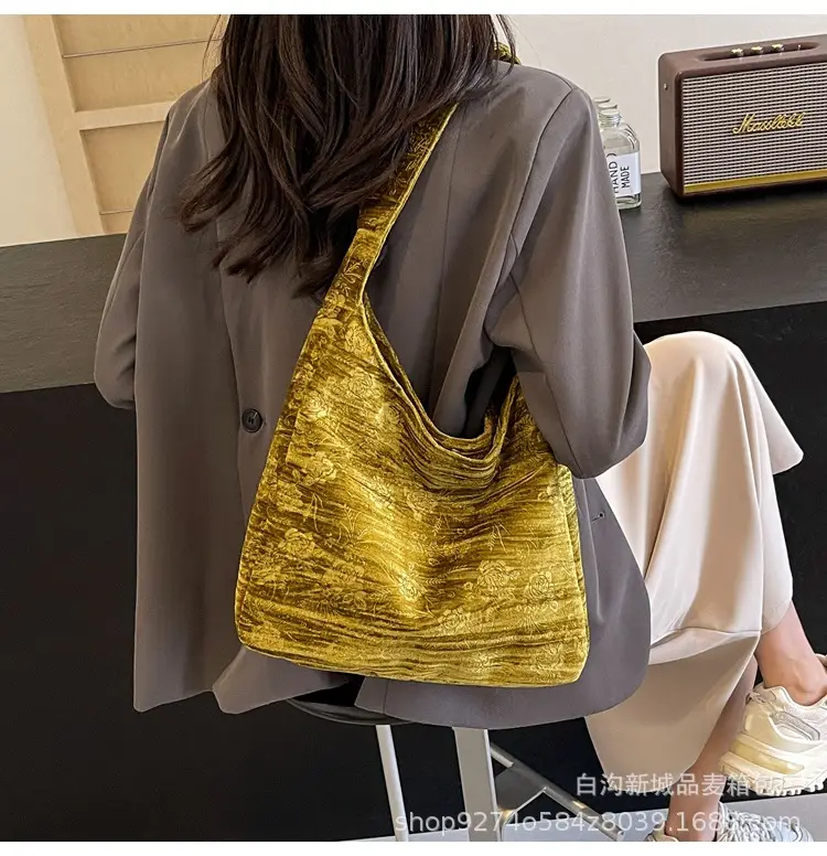 Large Capacity Fashionable Women's Bag 2026 New Trendy Casual Shoulder Underarm Bag Internet Celebrity Hot Style Tote Large Bag — feature 25