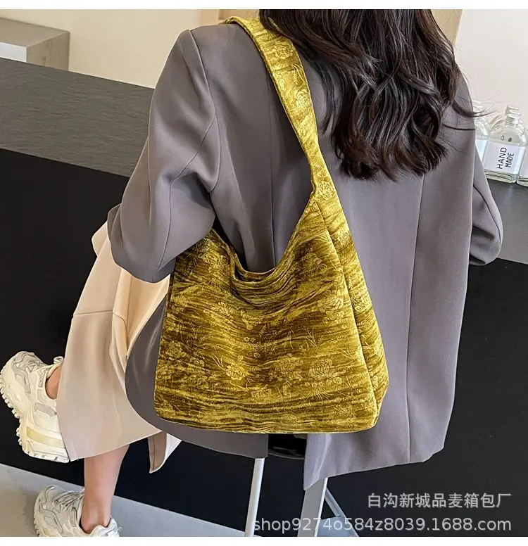 Large Capacity Fashionable Women's Bag 2026 New Trendy Casual Shoulder Underarm Bag Internet Celebrity Hot Style Tote Large Bag — feature 26