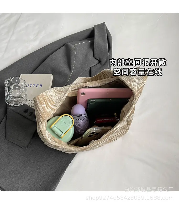 Large Capacity Fashionable Women's Bag 2026 New Trendy Casual Shoulder Underarm Bag Internet Celebrity Hot Style Tote Large Bag — feature 6