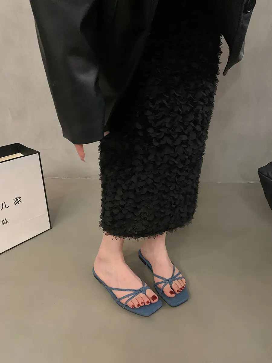 Fairy Elegant Silver Slip Flops Women's 2024 — feature 11