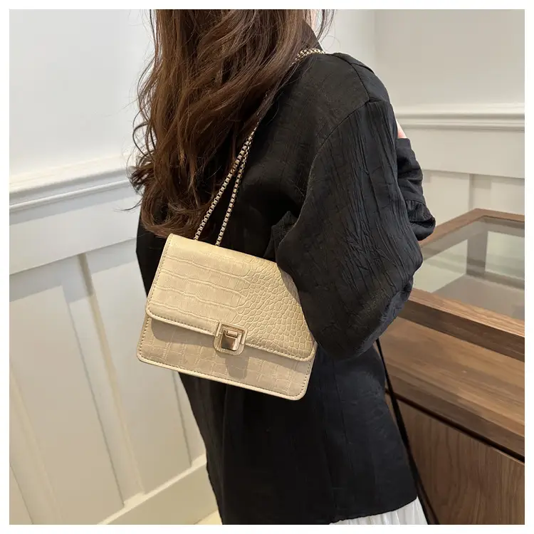 Elegant Latch Chain Crossbody Bag Women 2024 Spring Summer — feature 7