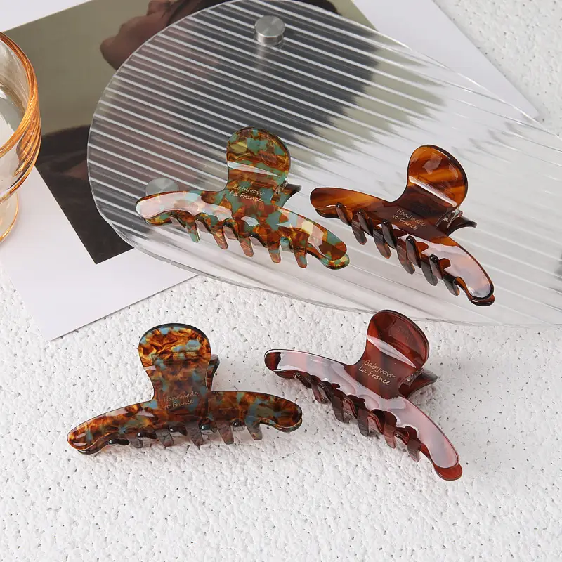 Elegant Shark Clip for Women's Hair Accessories - Image 6