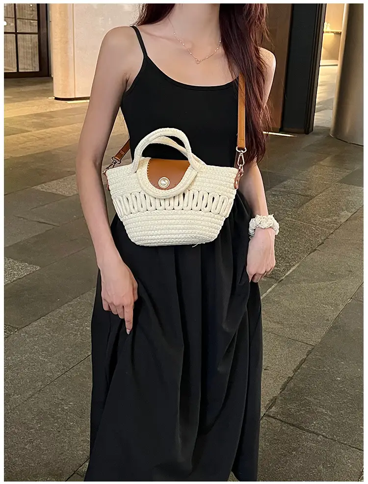 Women's Vintage Woven Bucket Handbag for Summer — feature 13