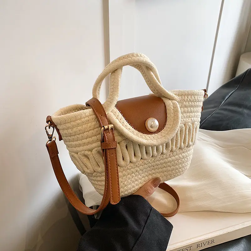 Women's Vintage Woven Bucket Handbag for Summer - Image 2