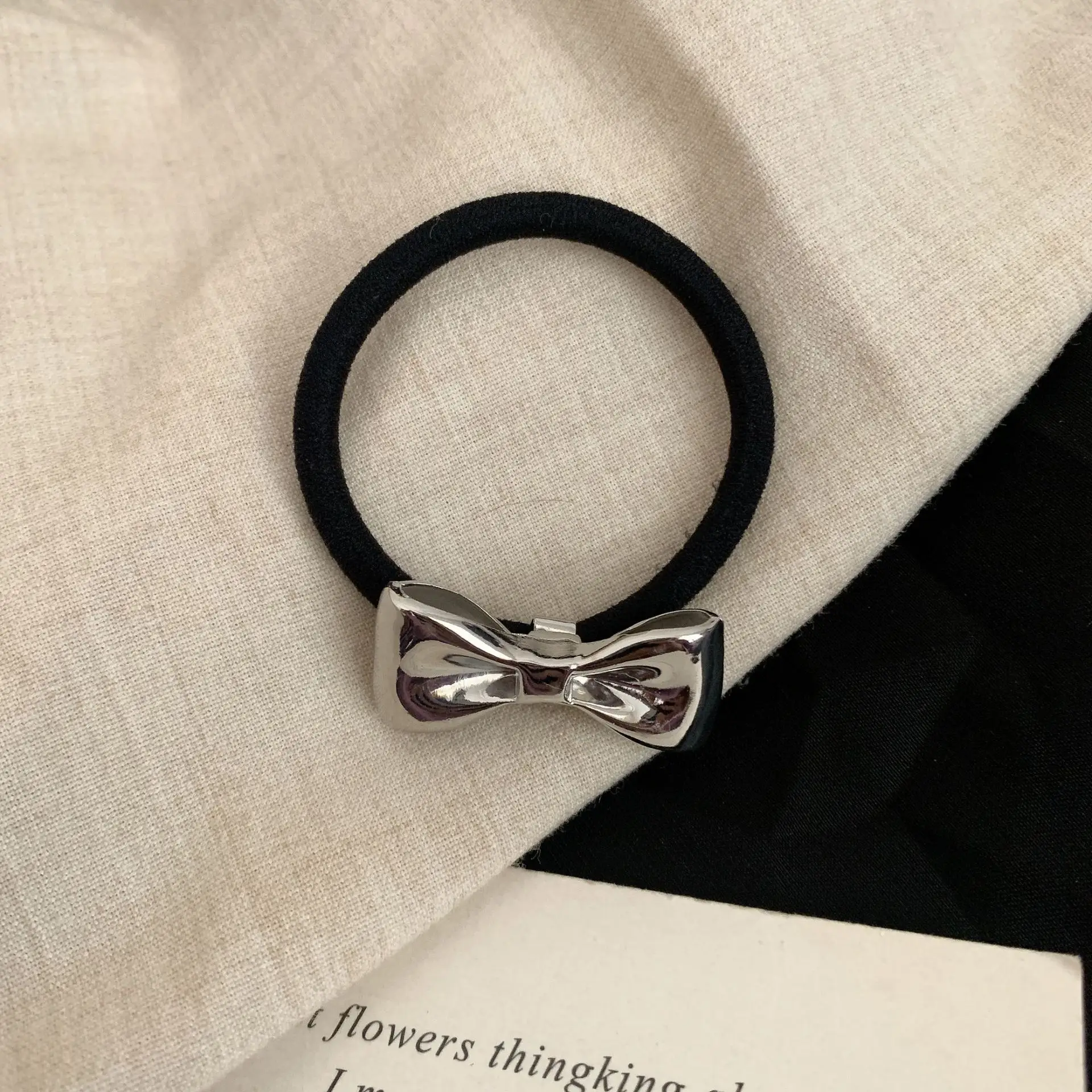 3# silver bow hair ring