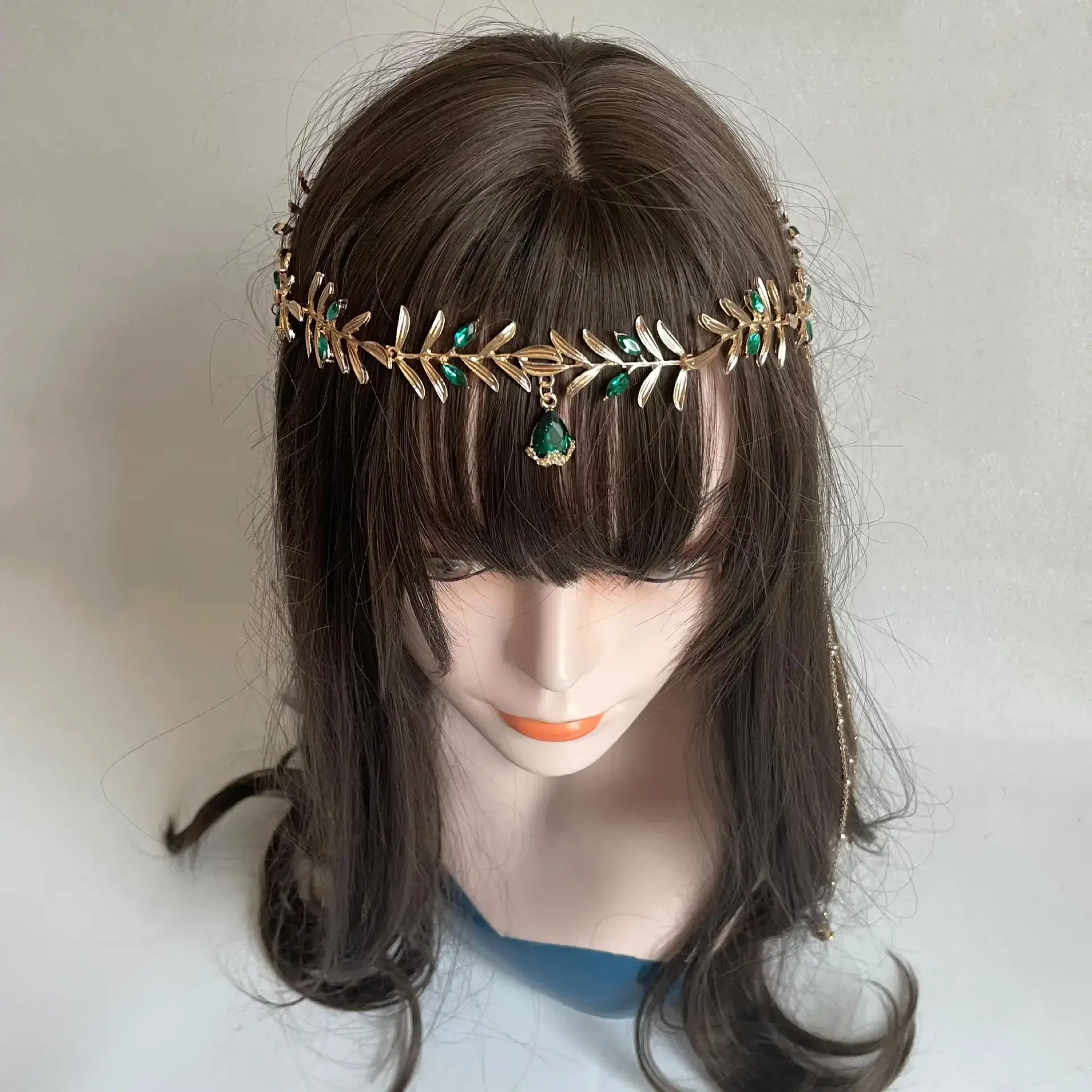 Olive Leaf Green Diamond Tassel Hair Accessory - Image 4