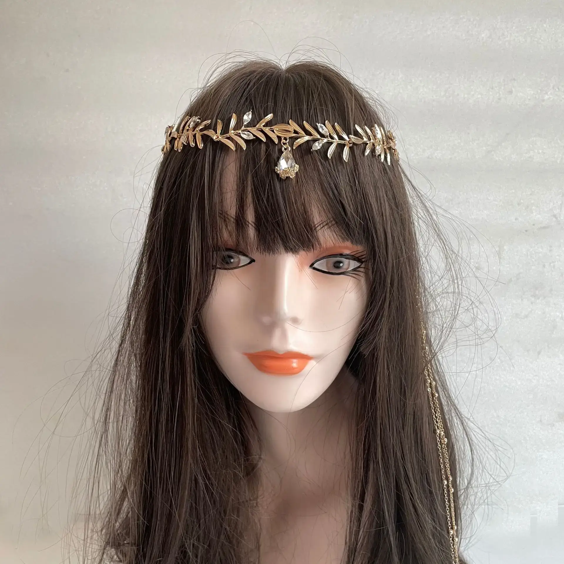 Olive Leaf Green Diamond Tassel Hair Accessory - Image 5