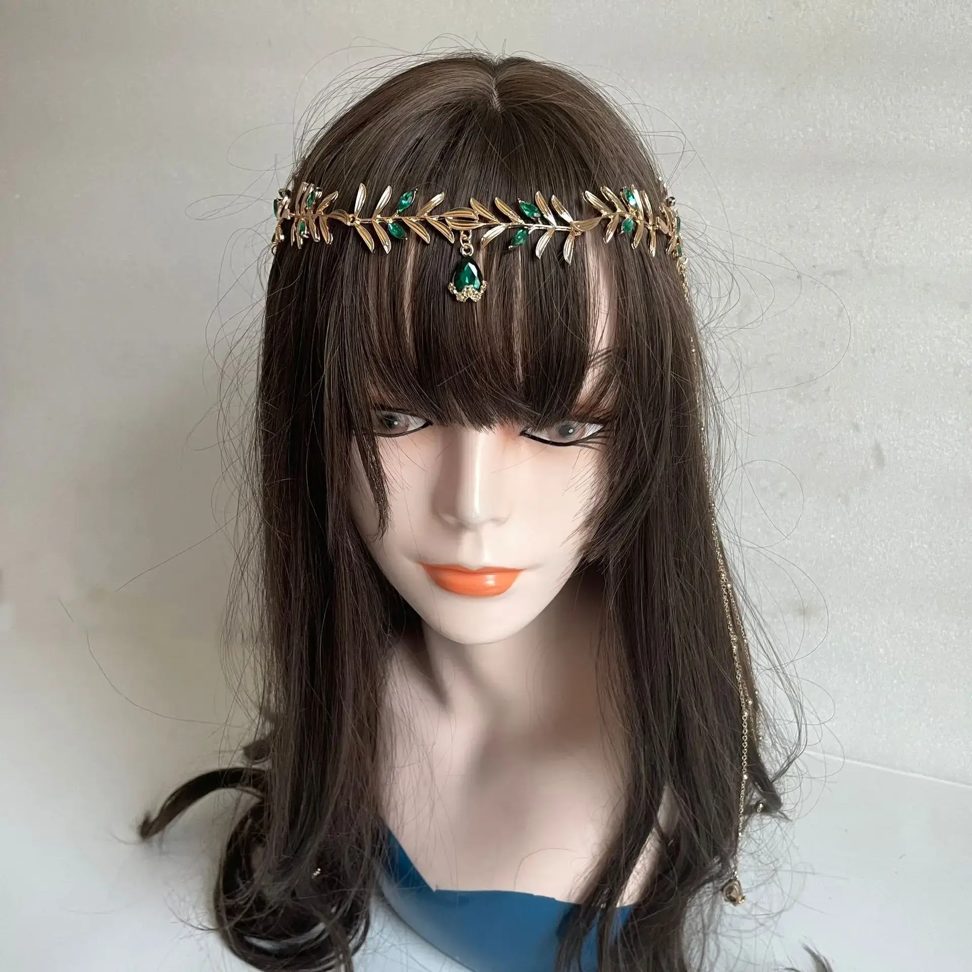 Olive Leaf Green Diamond Tassel Hair Accessory — feature 14