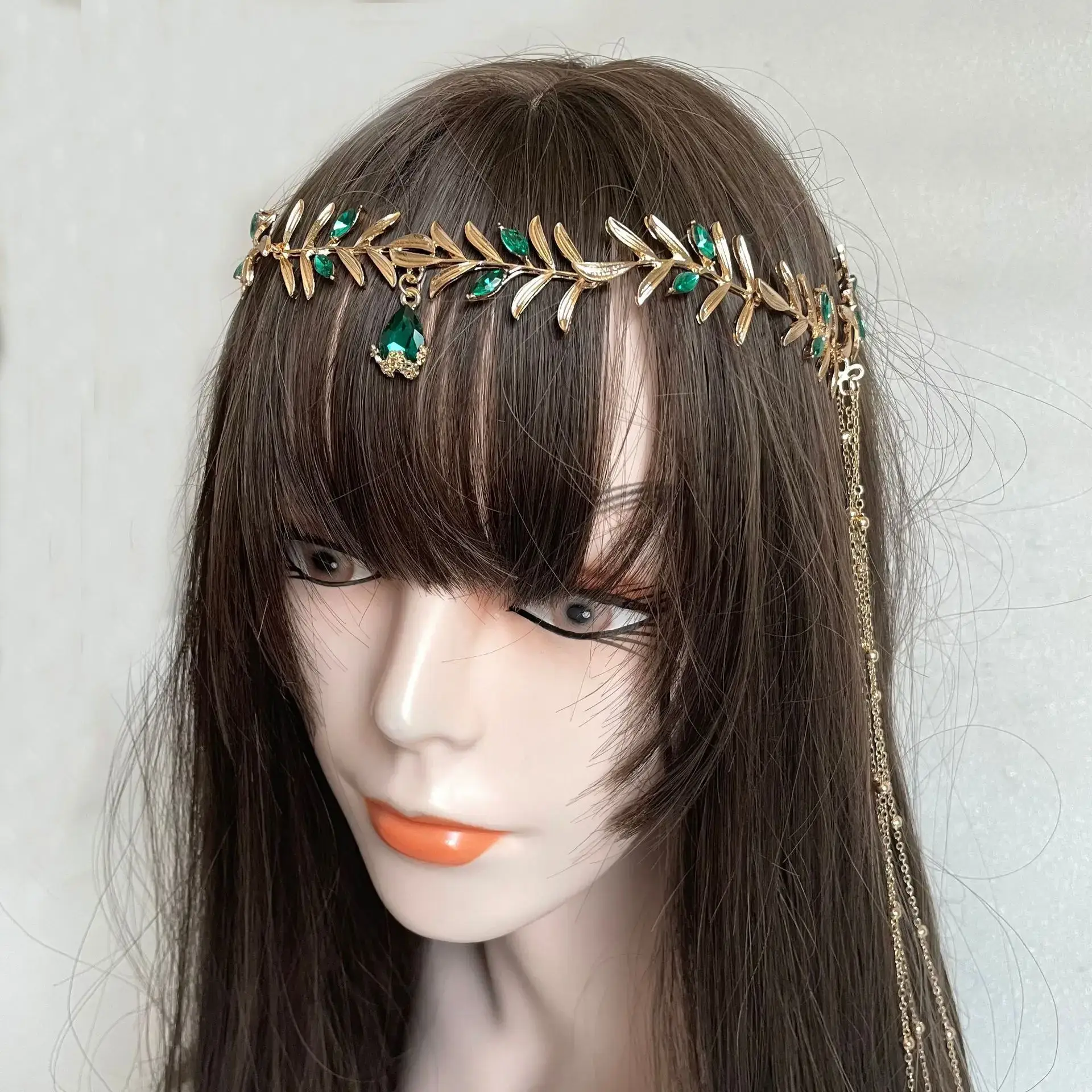Olive Leaf Green Diamond Tassel Hair Accessory — feature 15