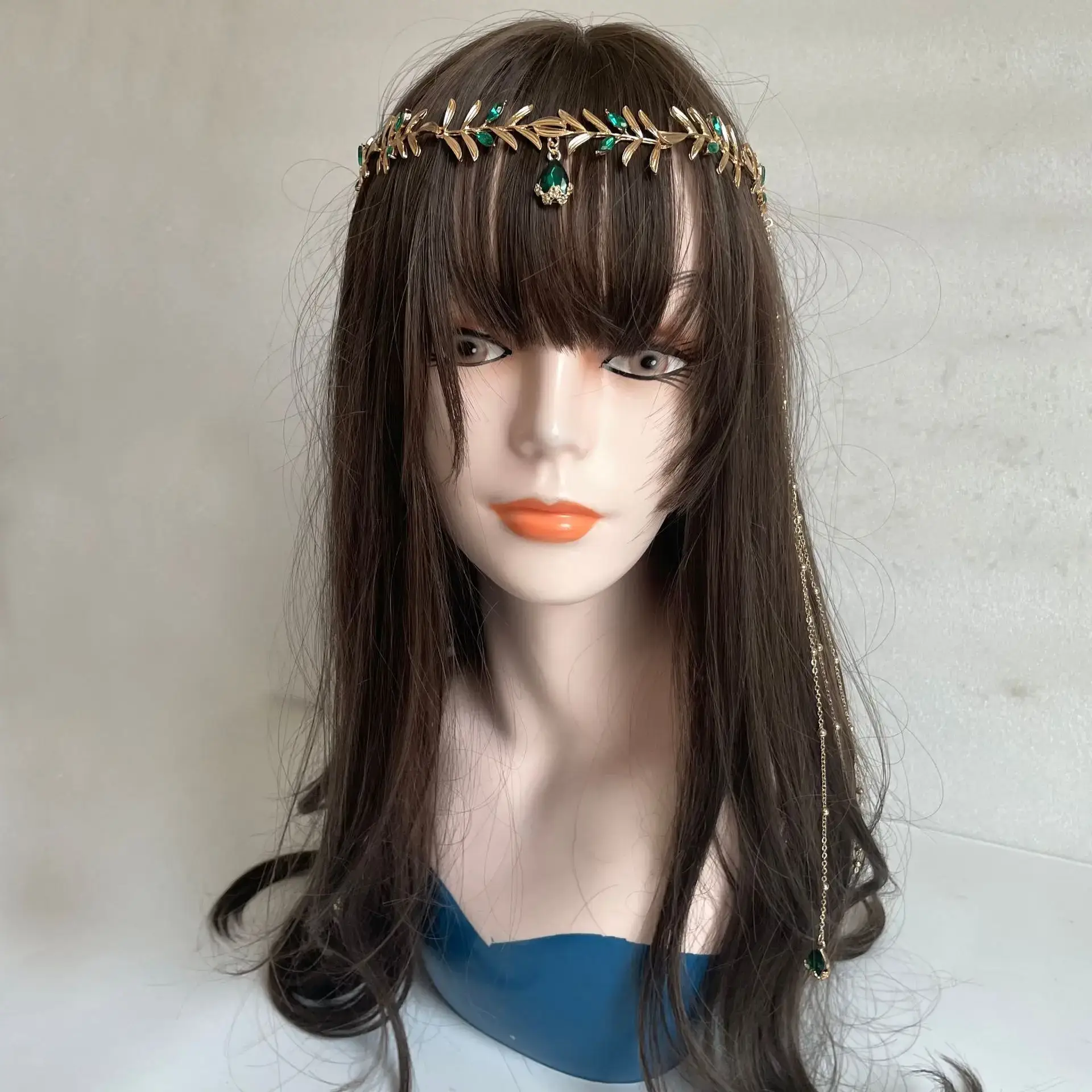 Olive Leaf Green Diamond Tassel Hair Accessory — feature 8