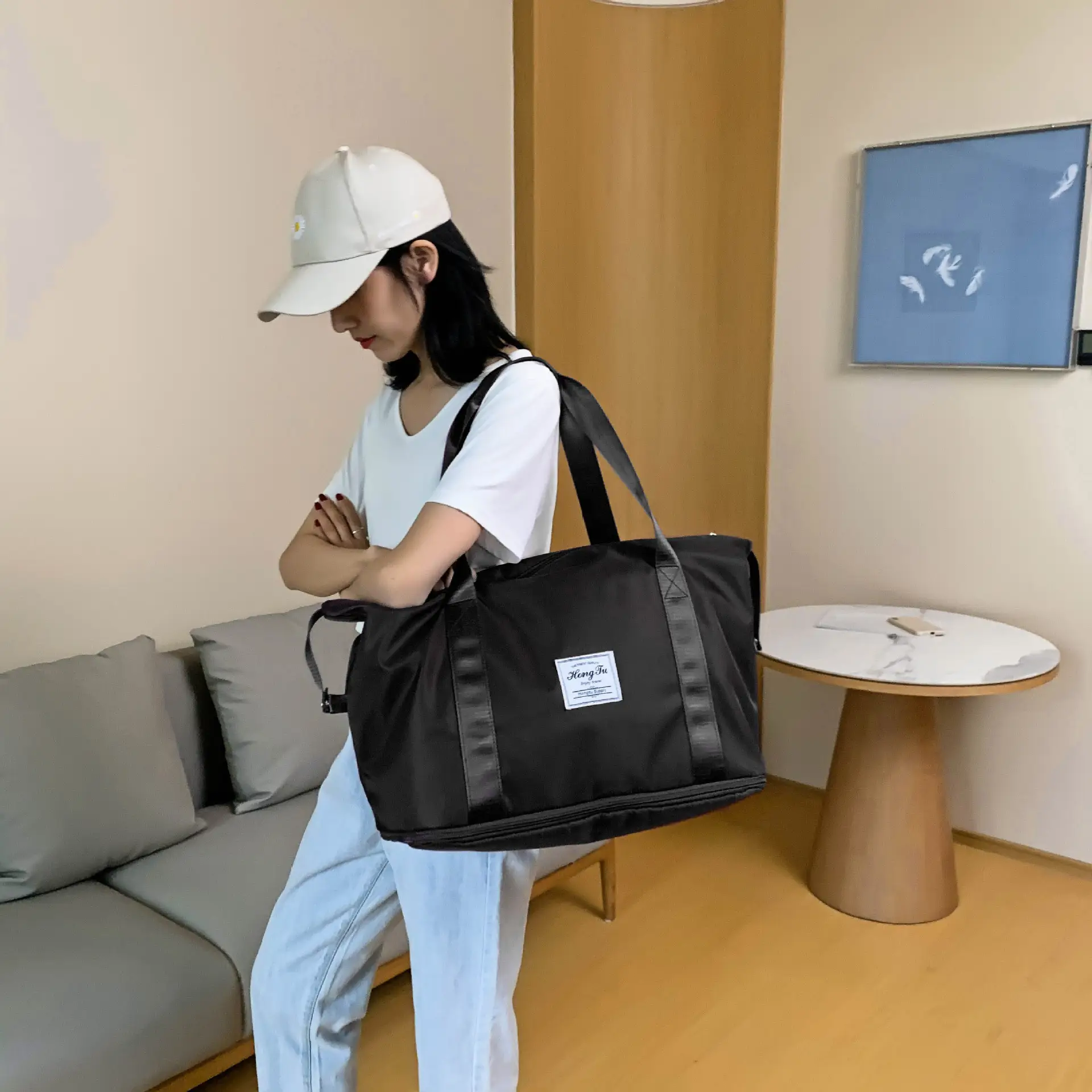 Red Travel Bag Large Capacity Women's Sports Bag — feature 57
