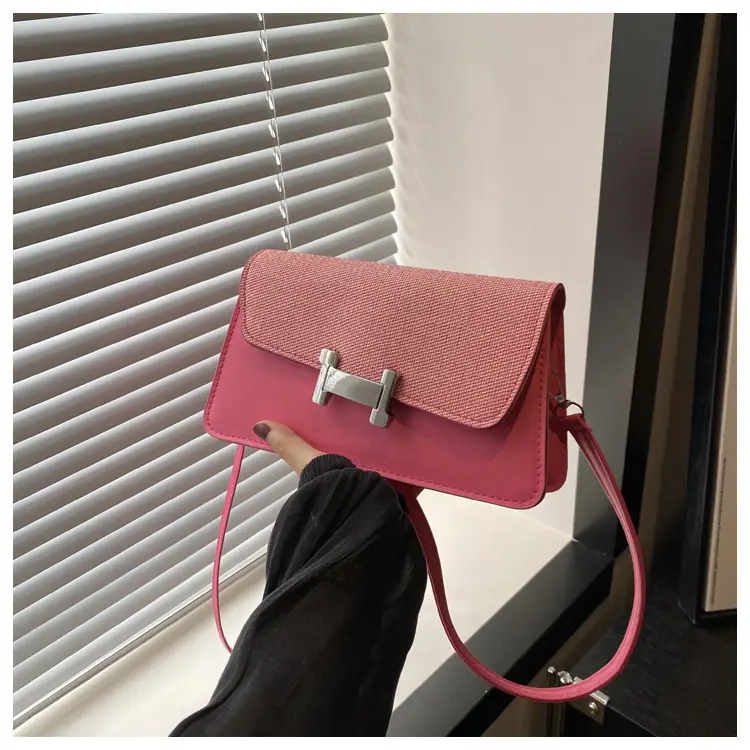 Korean Style H-Lock Shoulder Bag Brown — feature 20
