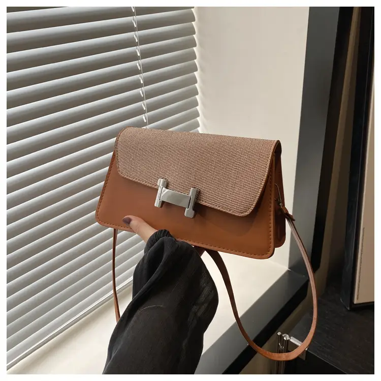 Korean Style H-Lock Shoulder Bag Brown — feature 21