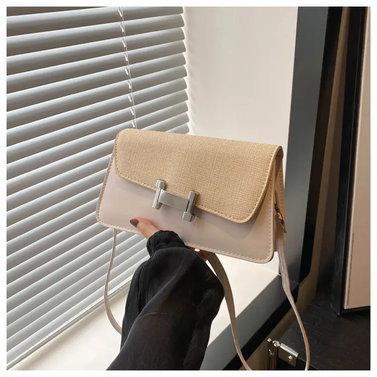 Korean Style H-Lock Shoulder Bag Brown — feature 22