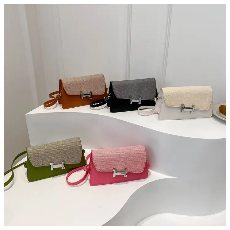 Korean Style H-Lock Shoulder Bag Brown — feature 23