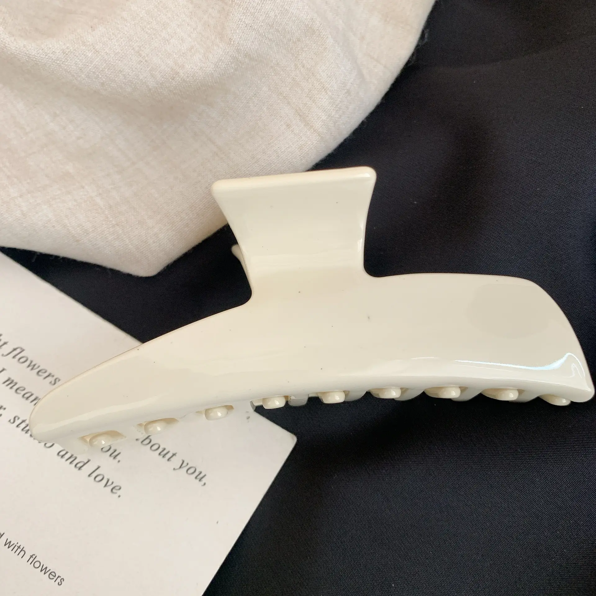 Large Back of Head Hair Clip Milk White - Image 3