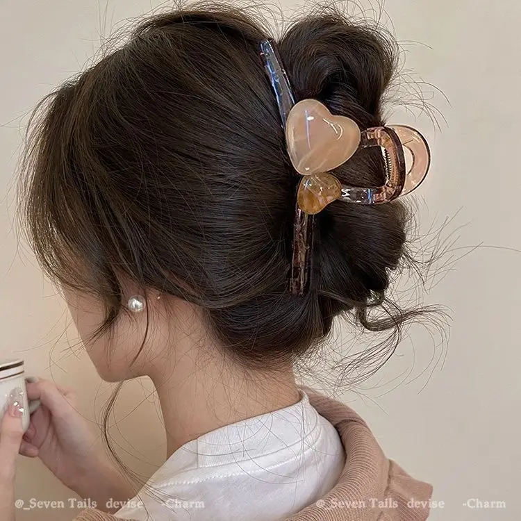Spring Hair Clamp with Heart Decor for Women - Image 3