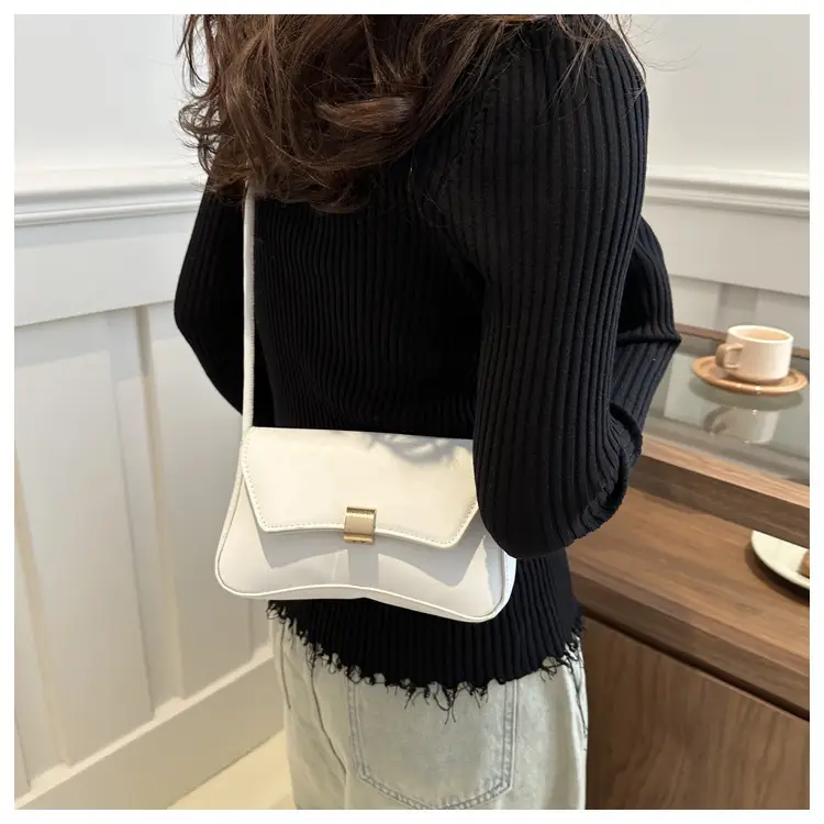 Black Women's Shoulder Crossbody Bag with Gold Clasp — feature 7