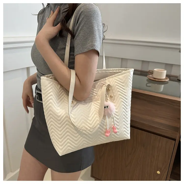 Pink Women's Zigzag Tote Bag Large Capacity — feature 10