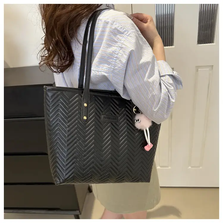 Pink Women's Zigzag Tote Bag Large Capacity — feature 19