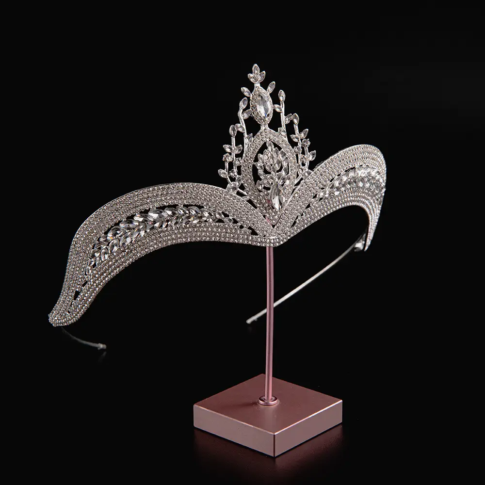 2024 Princess Crown Gold Emerald Wedding Bridal Crown — feature 5