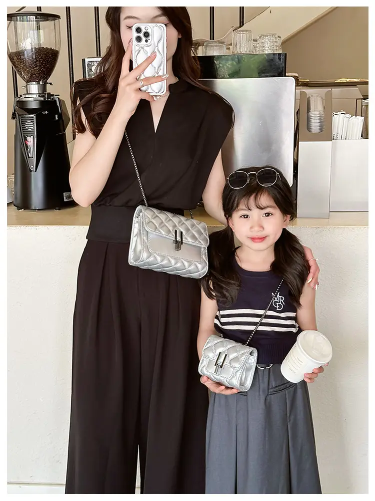 Silver Rhombic Crossbody Bag for Women 2024 — feature 12