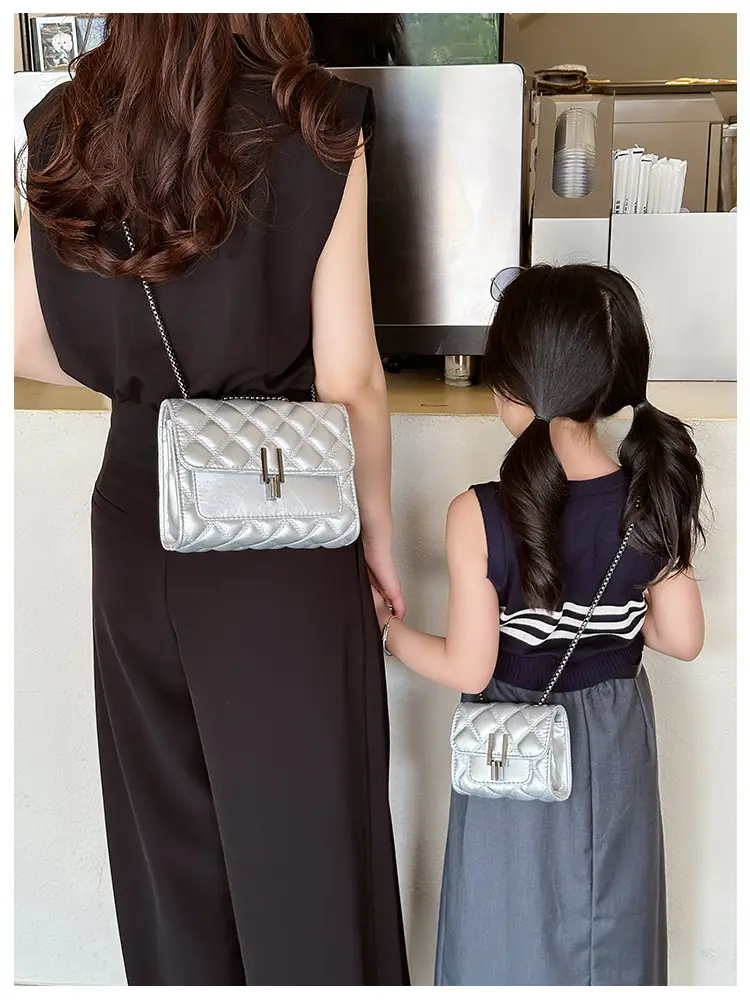 Silver Rhombic Crossbody Bag for Women 2024 — feature 13