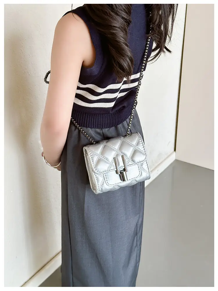 Silver Rhombic Crossbody Bag for Women 2024 — feature 17