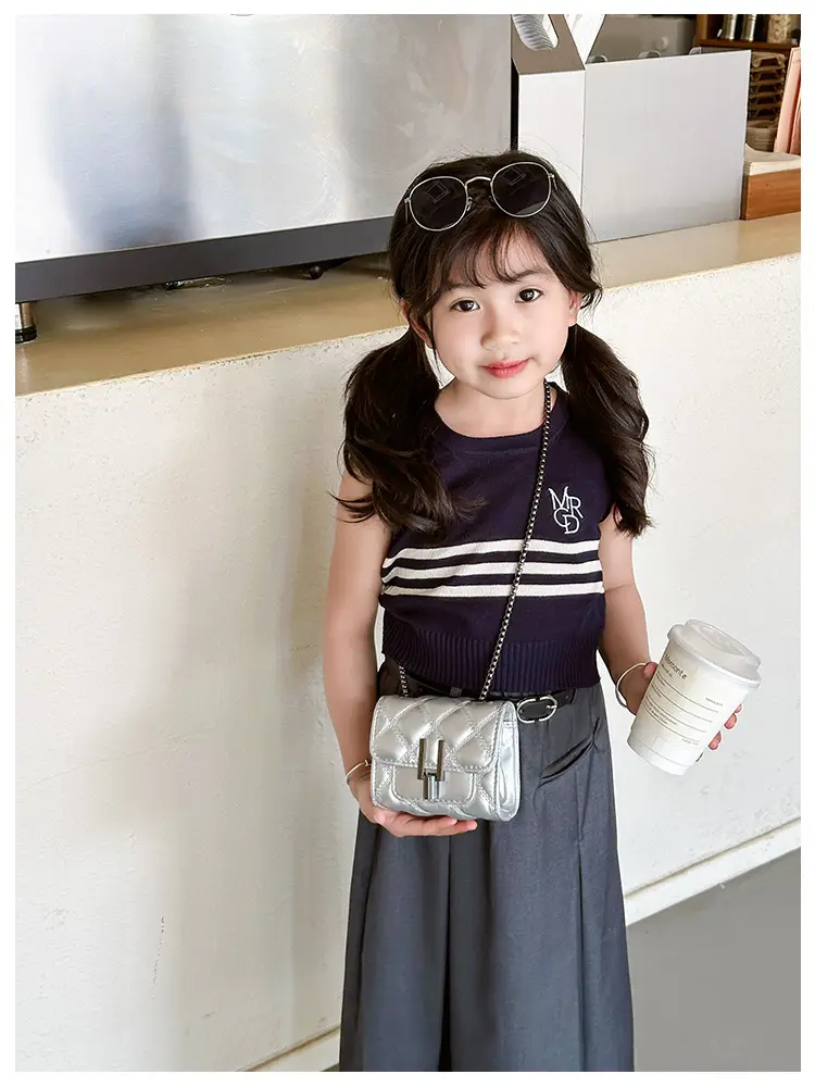 Silver Rhombic Crossbody Bag for Women 2024 — feature 18