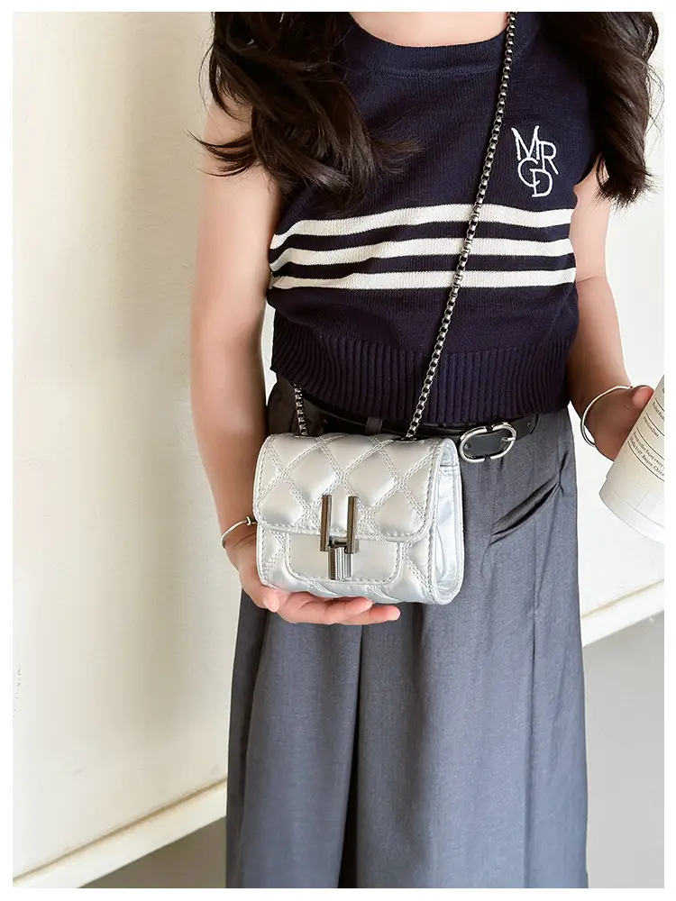 Silver Rhombic Crossbody Bag for Women 2024 — feature 19